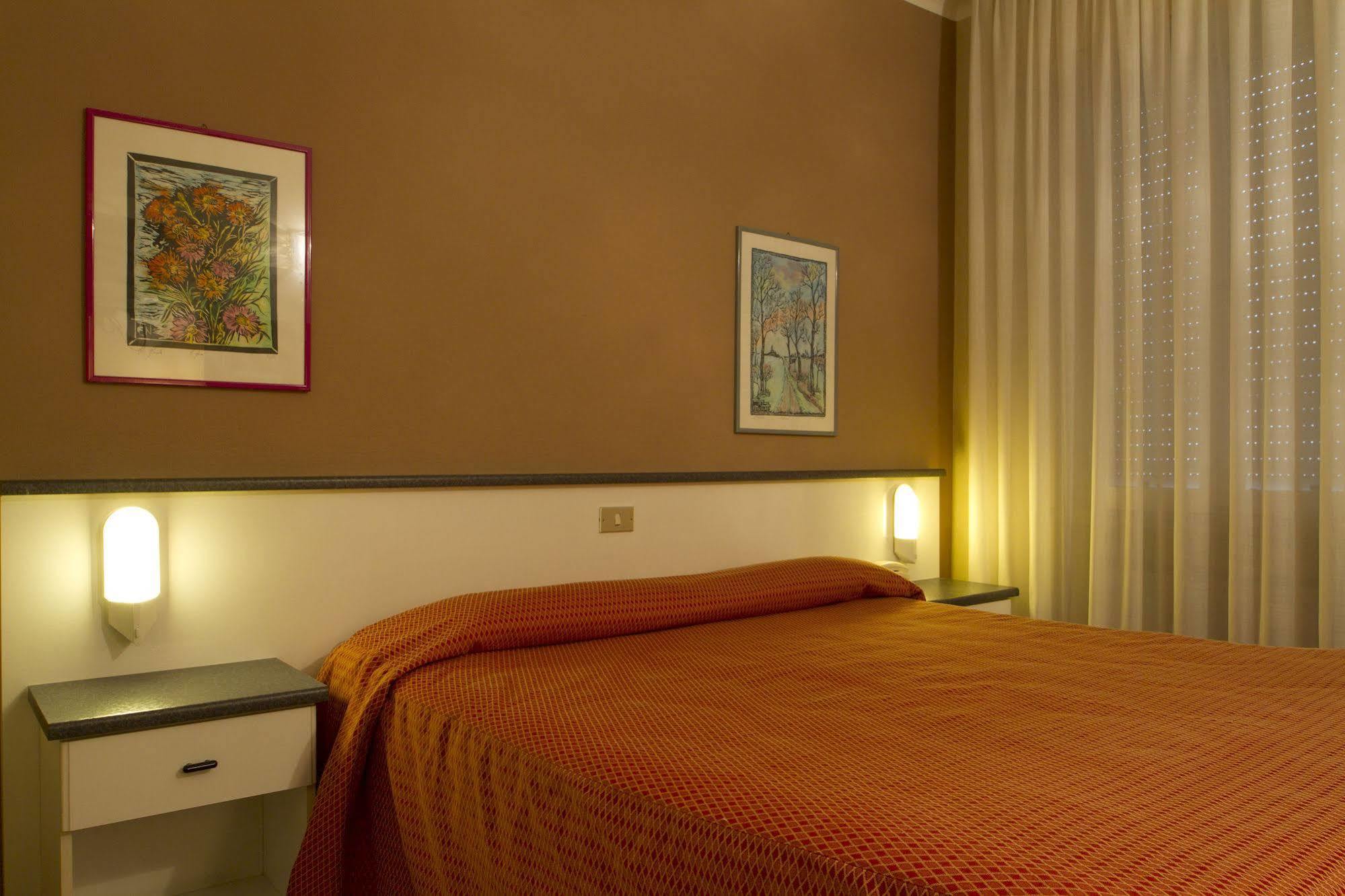 Hotel Rainero Asti Exterior photo